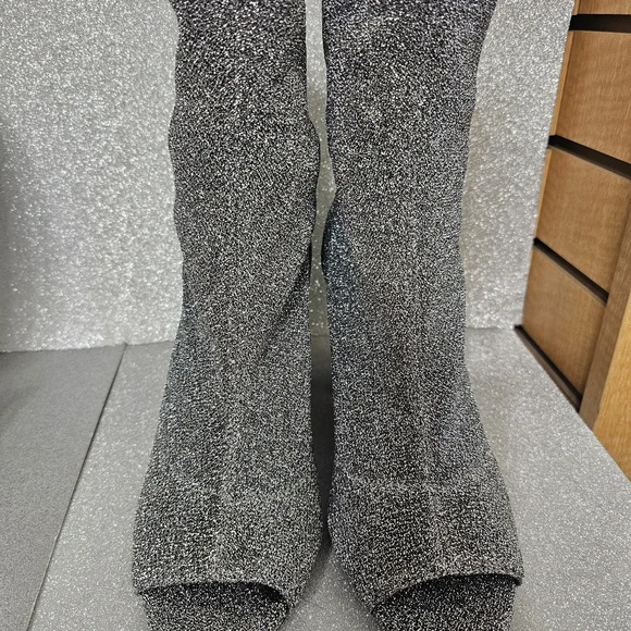 Jessica Simpson Glittering Silver Heeled Boots - Picture 3 of 5